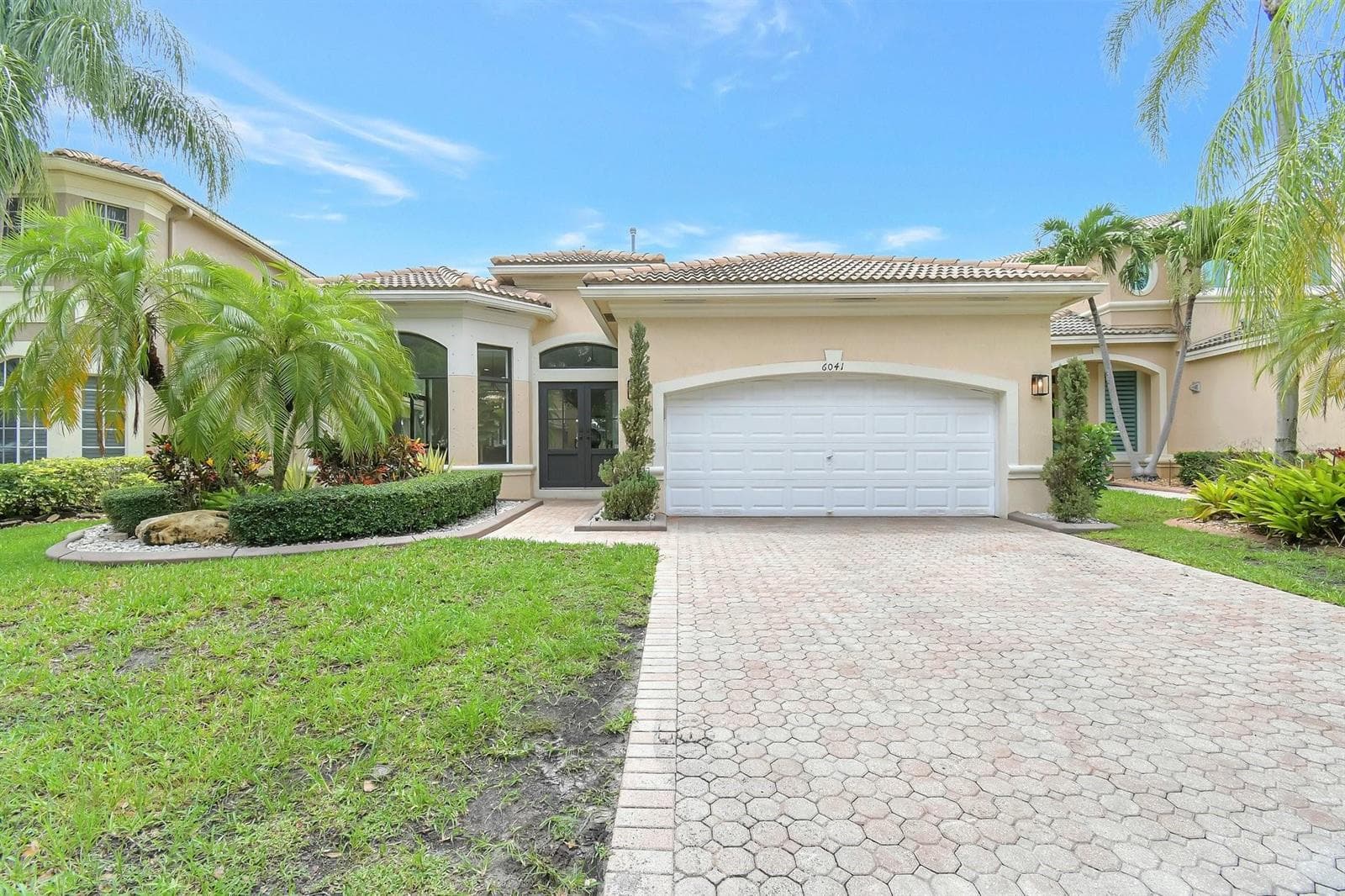 6041 SW 195TH Avenue, Pembroke Pines FL 33332