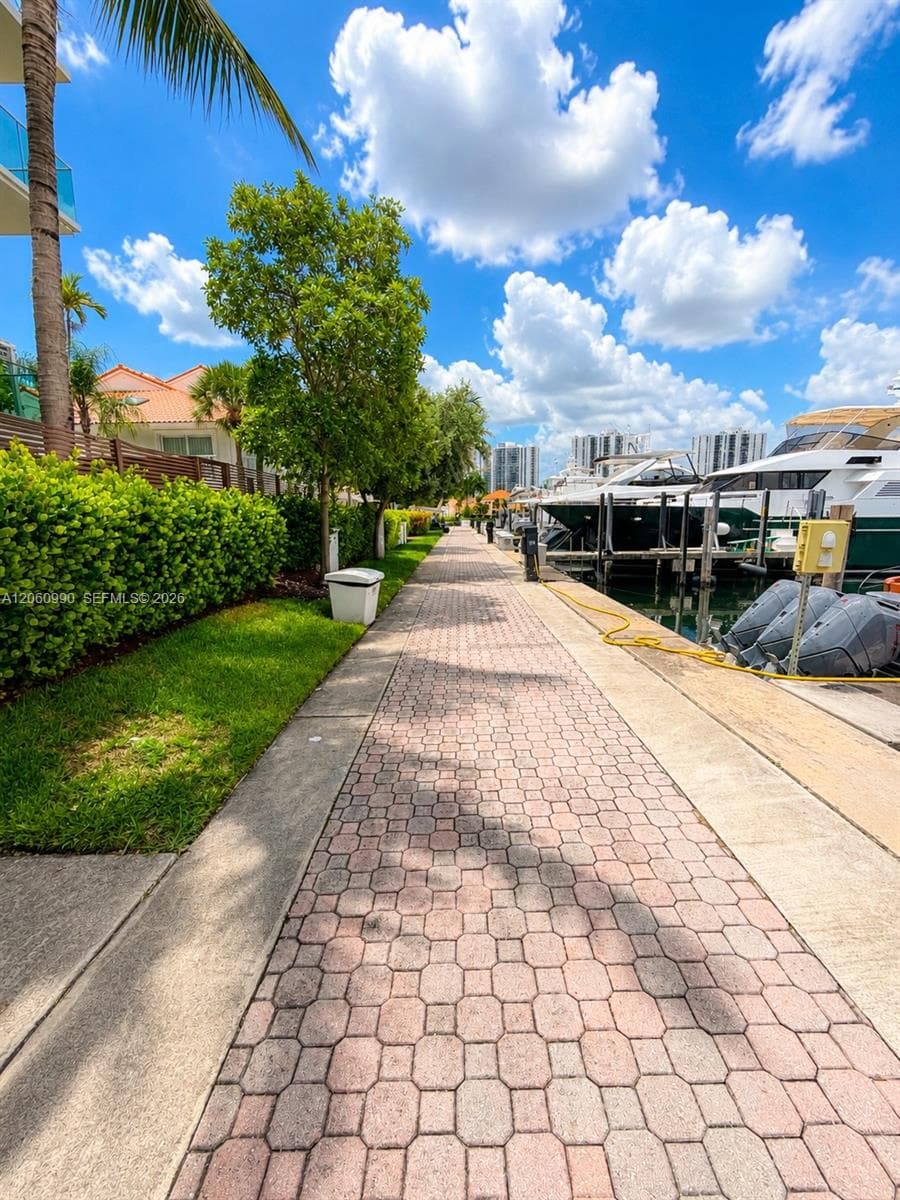 3601 NE 207th St, Aventura FL 33180 photo 4