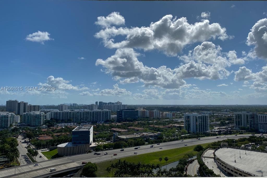 19501 W COUNTRY CLUB DR # 2305, Aventura FL 33180
