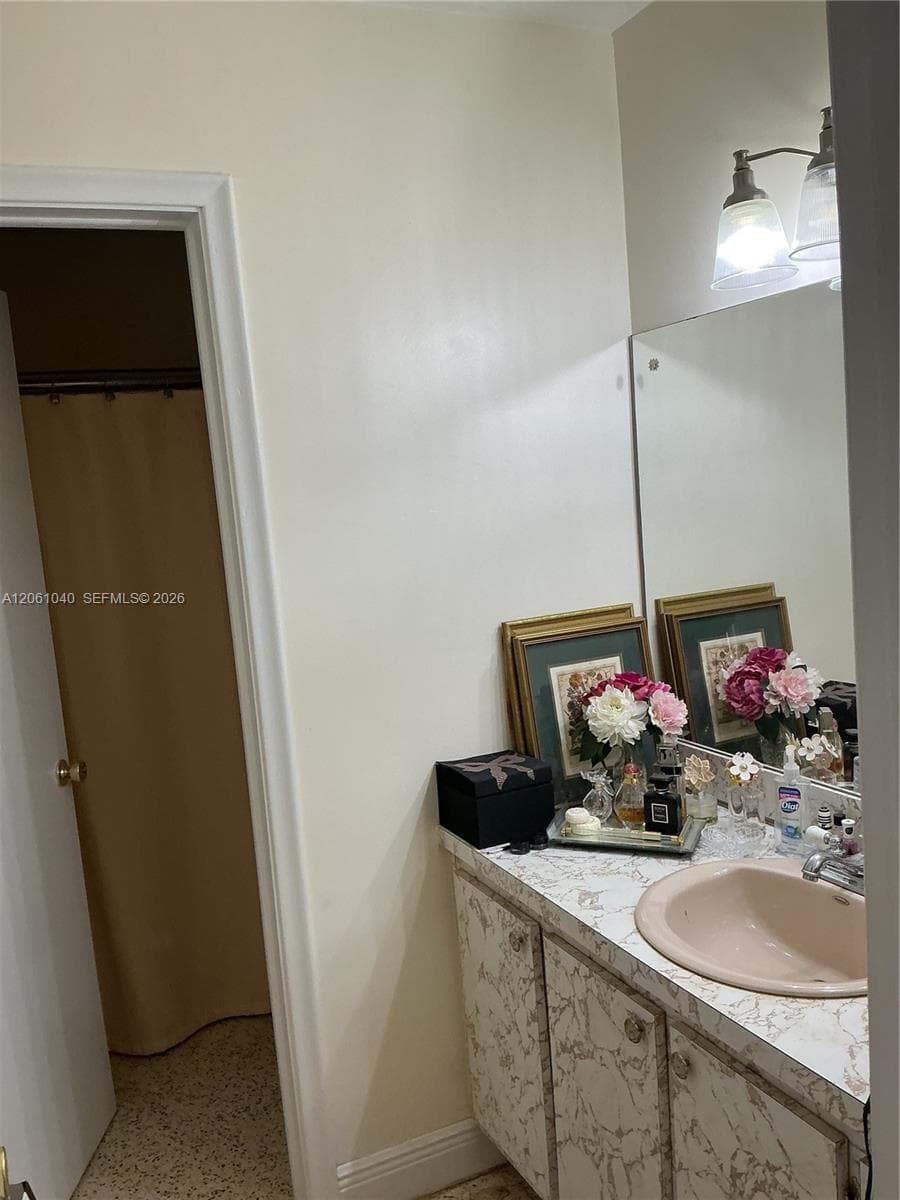 2641 SW 117th Ct, Miami FL 33175 photo 4