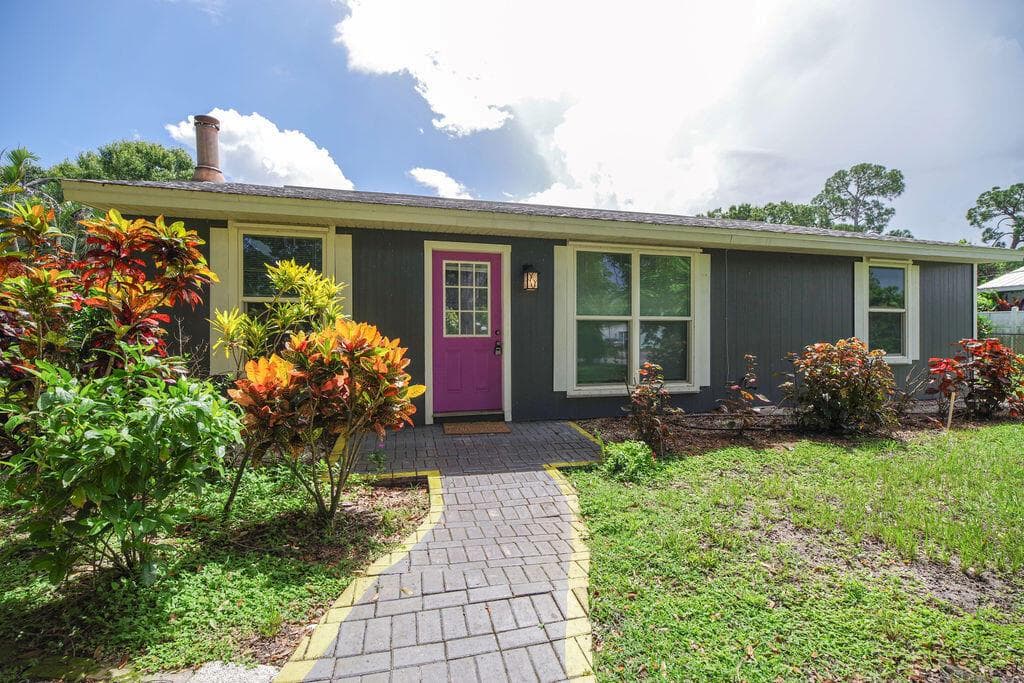 2046 54TH Avenue, Vero Beach FL 32966