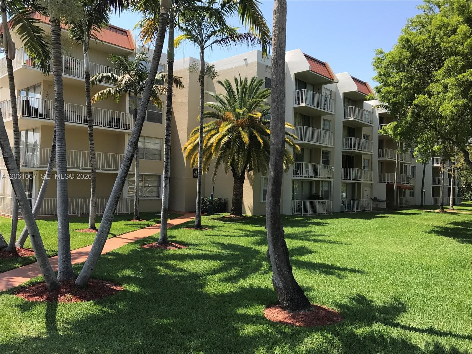 13100 SW 92nd Ave # 316, Miami FL 33176