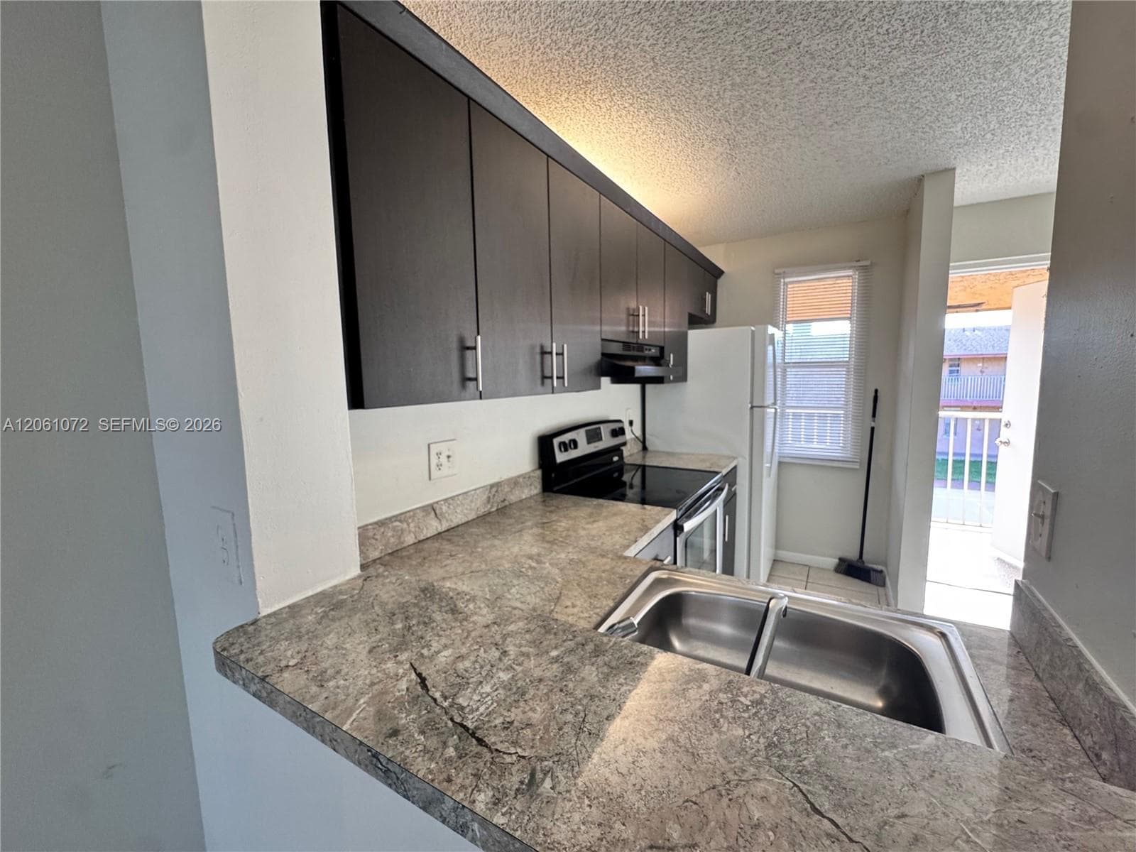 95 NE 41st St # J153, Oakland Park FL 33334 photo 5
