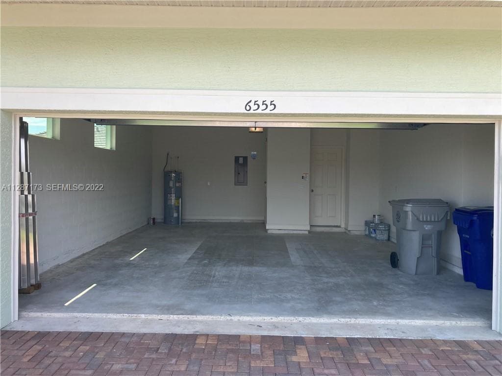 6555 Barbados Court, Vero Beach FL 32967 photo 5