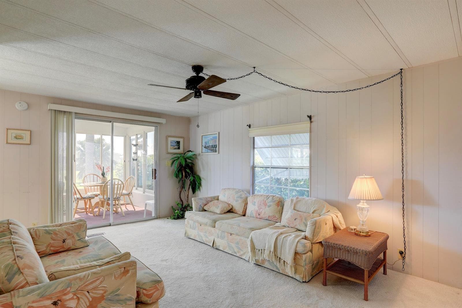 912 Oriole Circle, Barefoot Bay FL 32976 photo 4