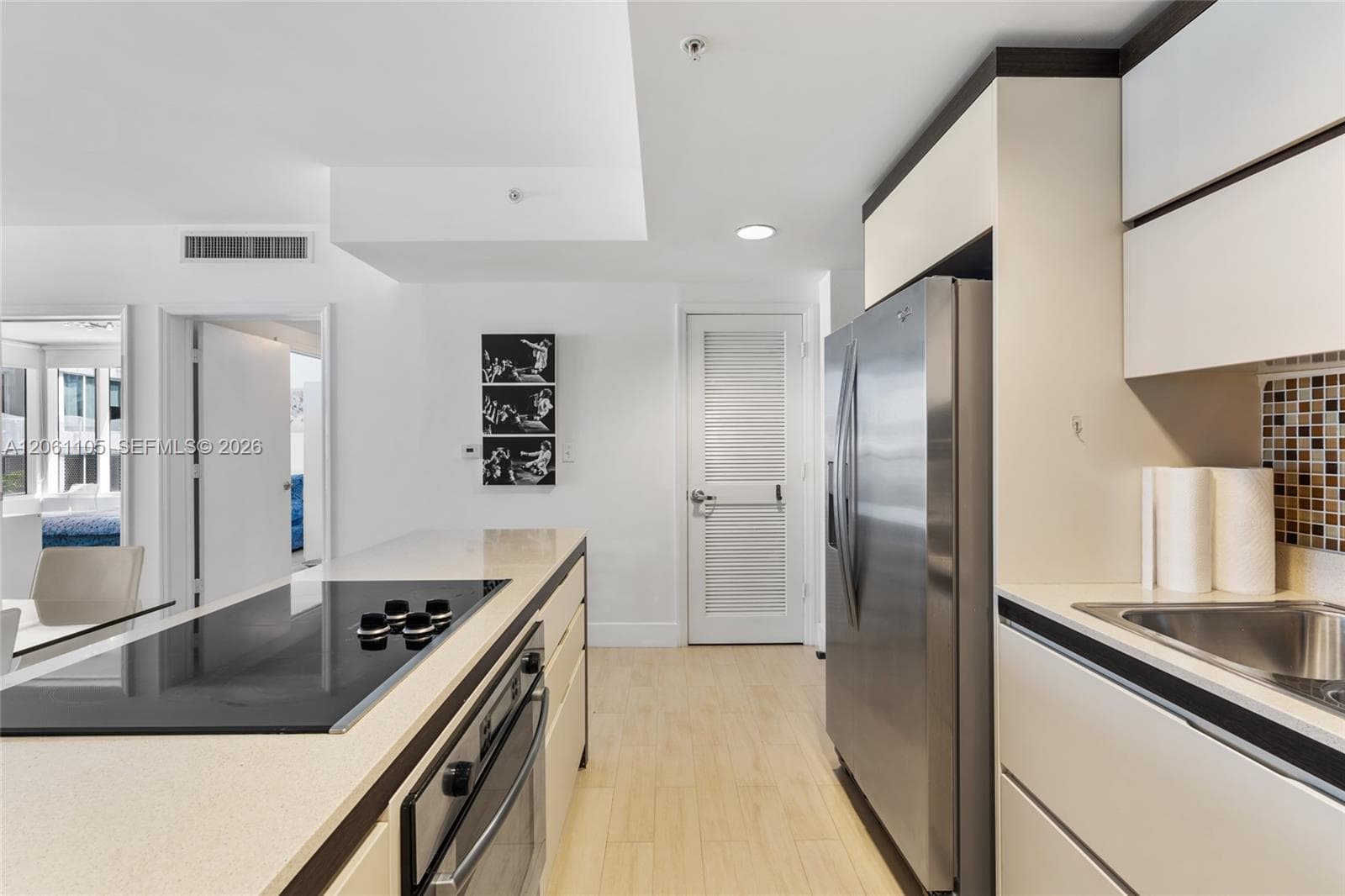 2155 Washington # 401, Miami Beach FL 33139 photo 5
