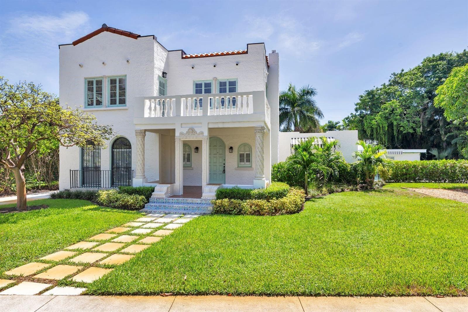3020 VINCENT Road, West Palm Beach FL 33405