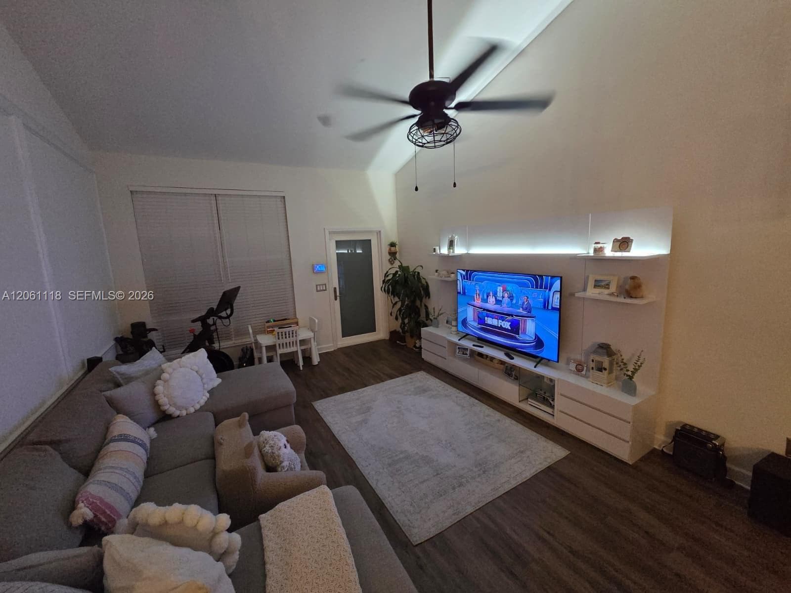 8311 SW 12th St # 1, Pembroke Pines FL 33025 photo 4