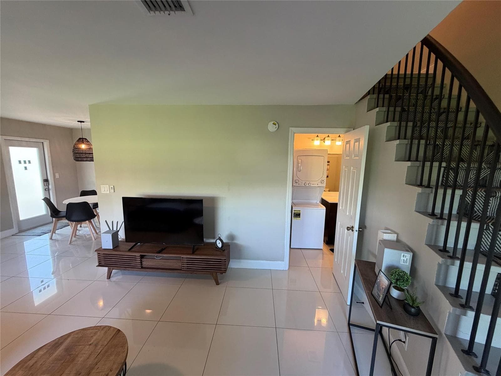 608 NE 29th Drive # 1, Wilton Manors FL 33334 photo 3