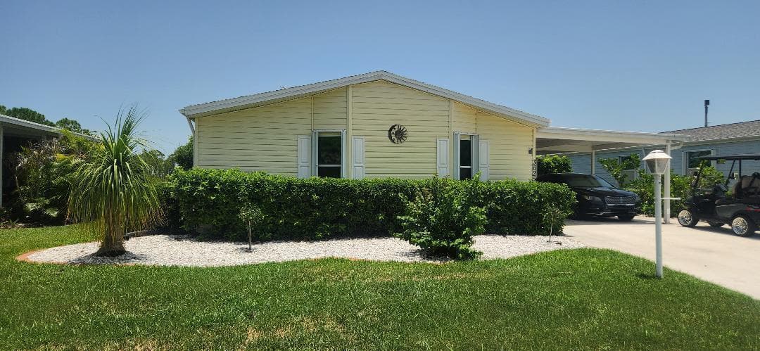 3625 Red Tailed Hawk Drive, Port St. Lucie FL 34952 photo 2