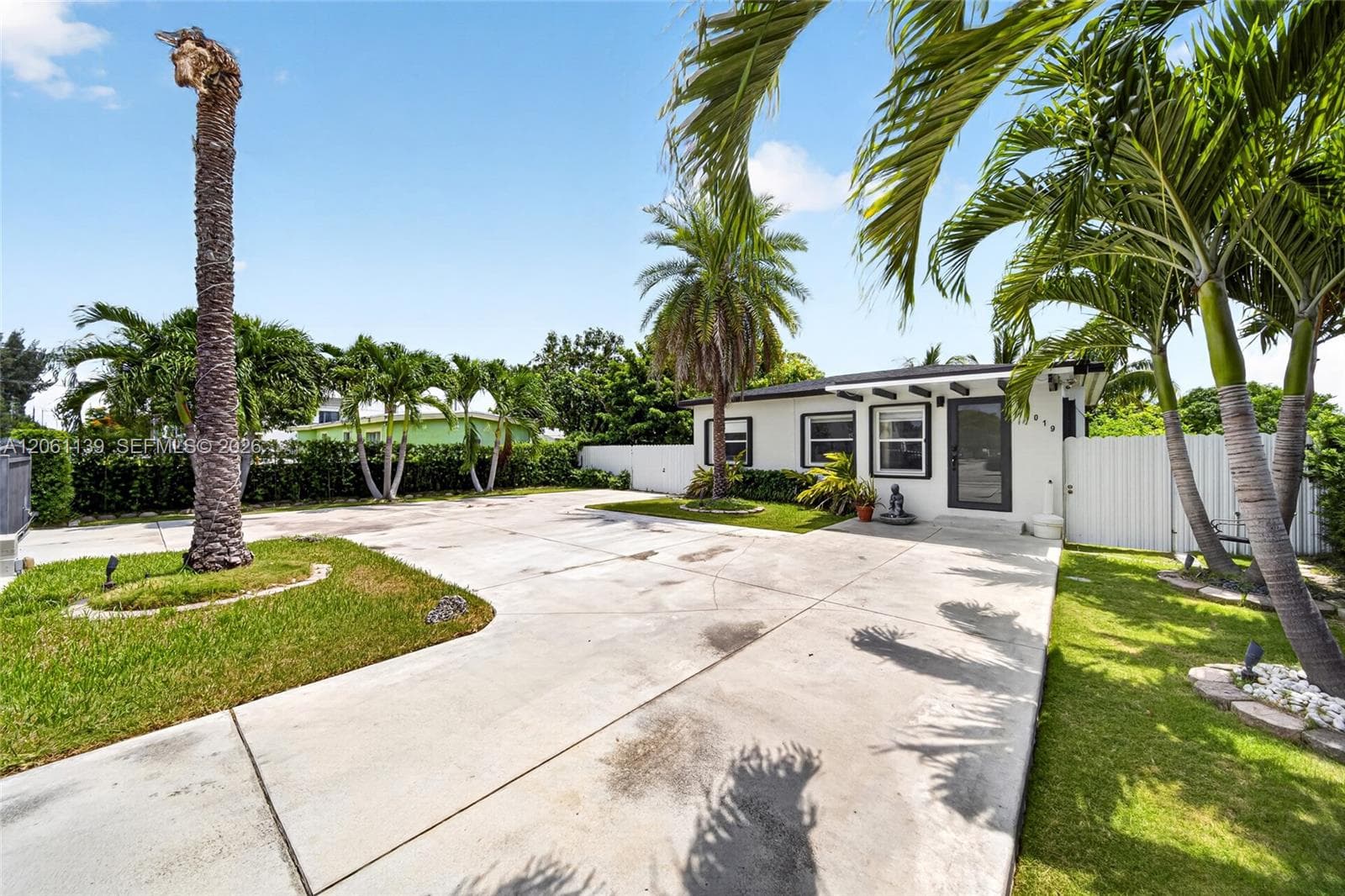 17019 SW 100th Ave, Miami FL 33157 photo 4