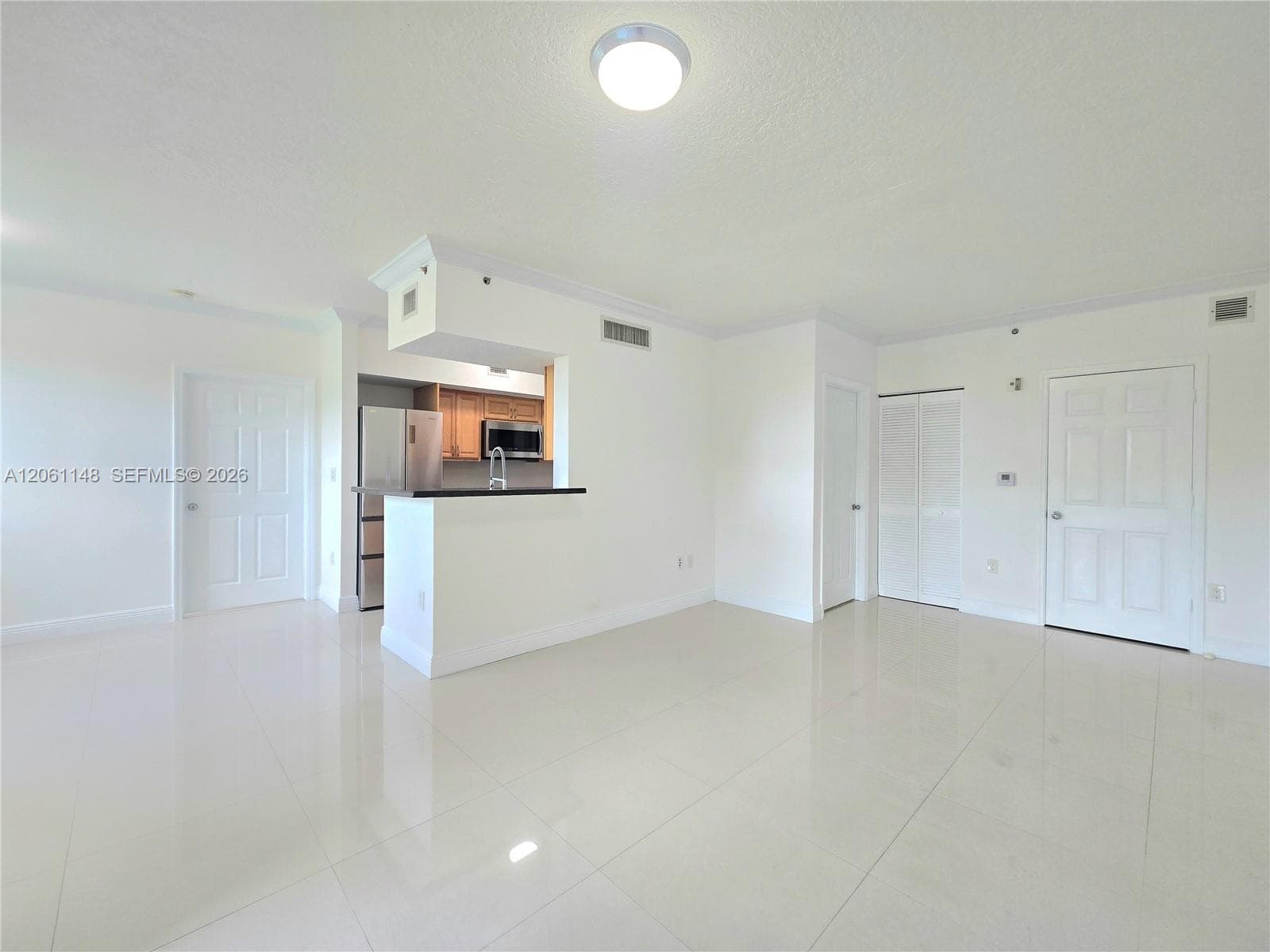 11600 SW 2nd St # 18104, Pembroke Pines FL 33025 photo 2