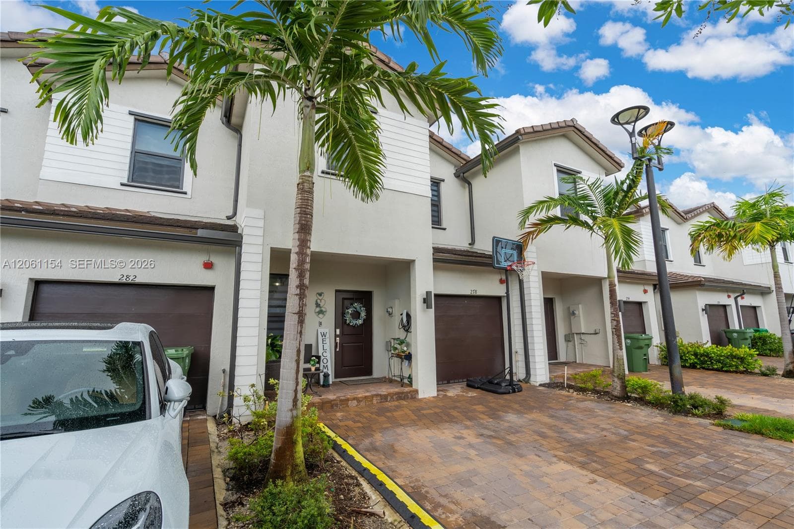 278 SW 159th Pl, Pembroke Pines FL 33027 photo 3