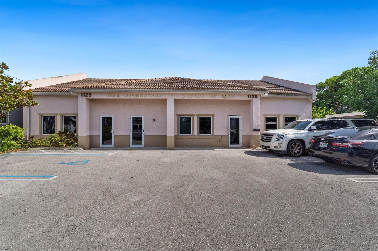 1125 Crestwood Boulevard, FL 33460