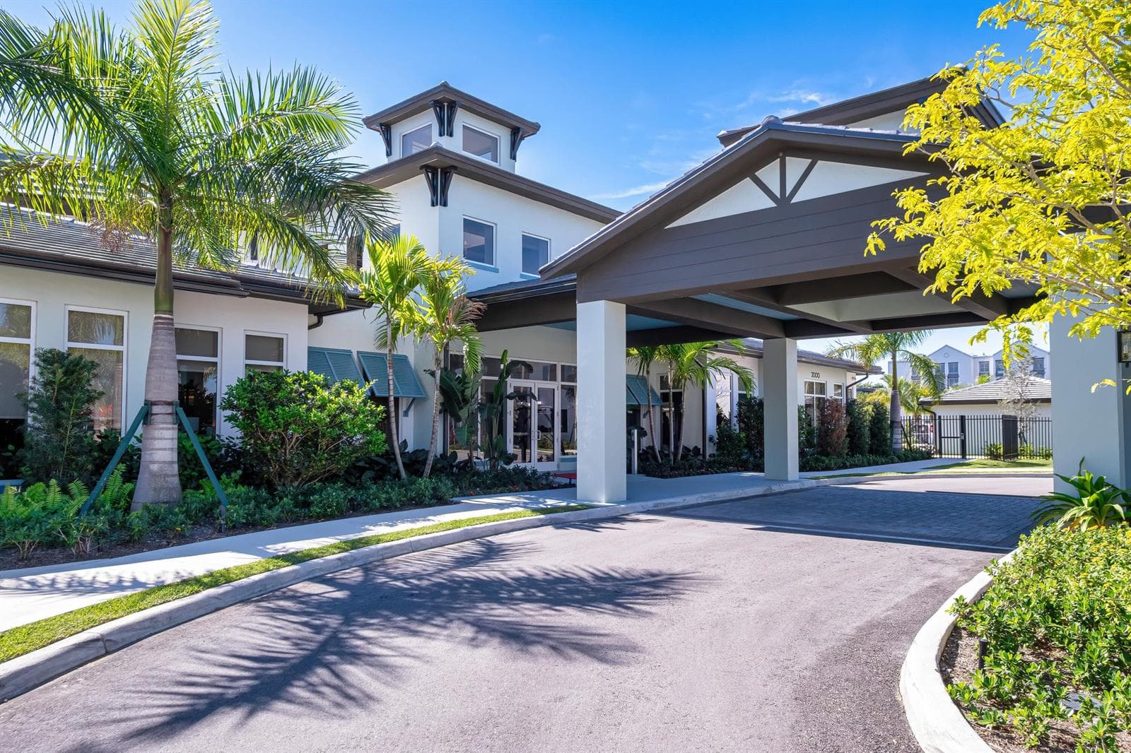 2000 Stirling Road # 3-101, Hollywood FL 33020 photo 2