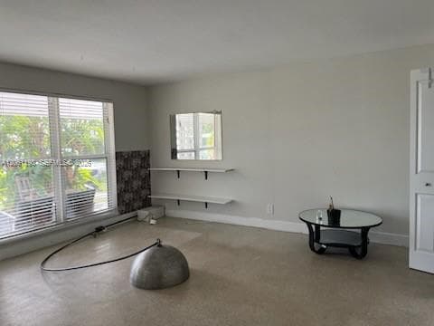 1409 NE 21st St, Wilton Manors FL 33305 photo 5