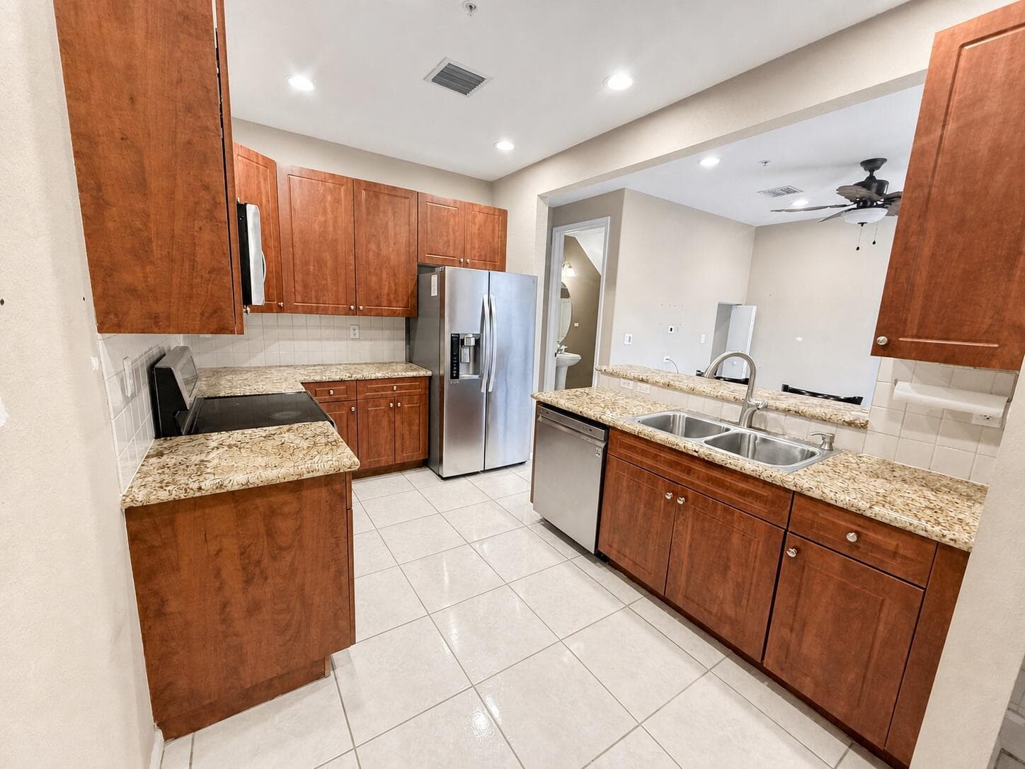 2851 W PROSPECT Road # 1209, Tamarac FL 33309 photo 2