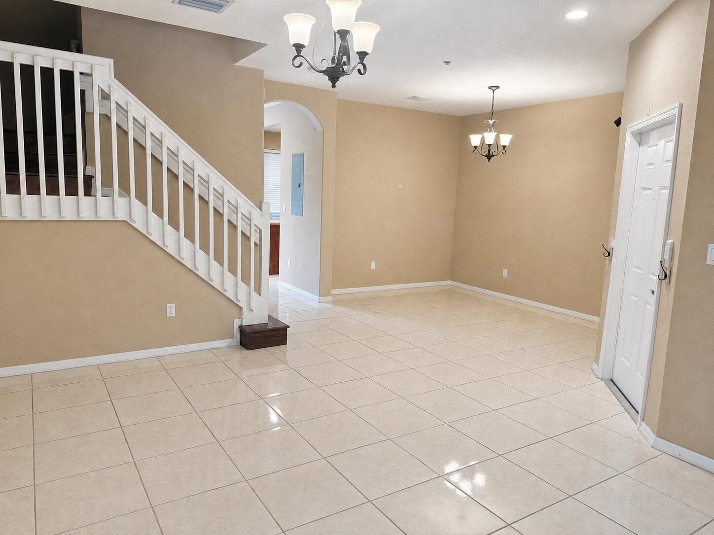 2851 W PROSPECT Road # 1209, Tamarac FL 33309
