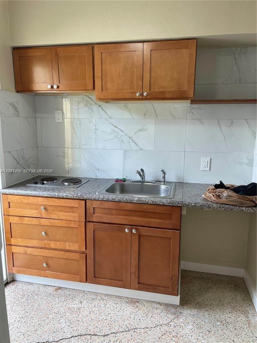 940 SW 4ST # 4, Miami FL 33130 photo 3