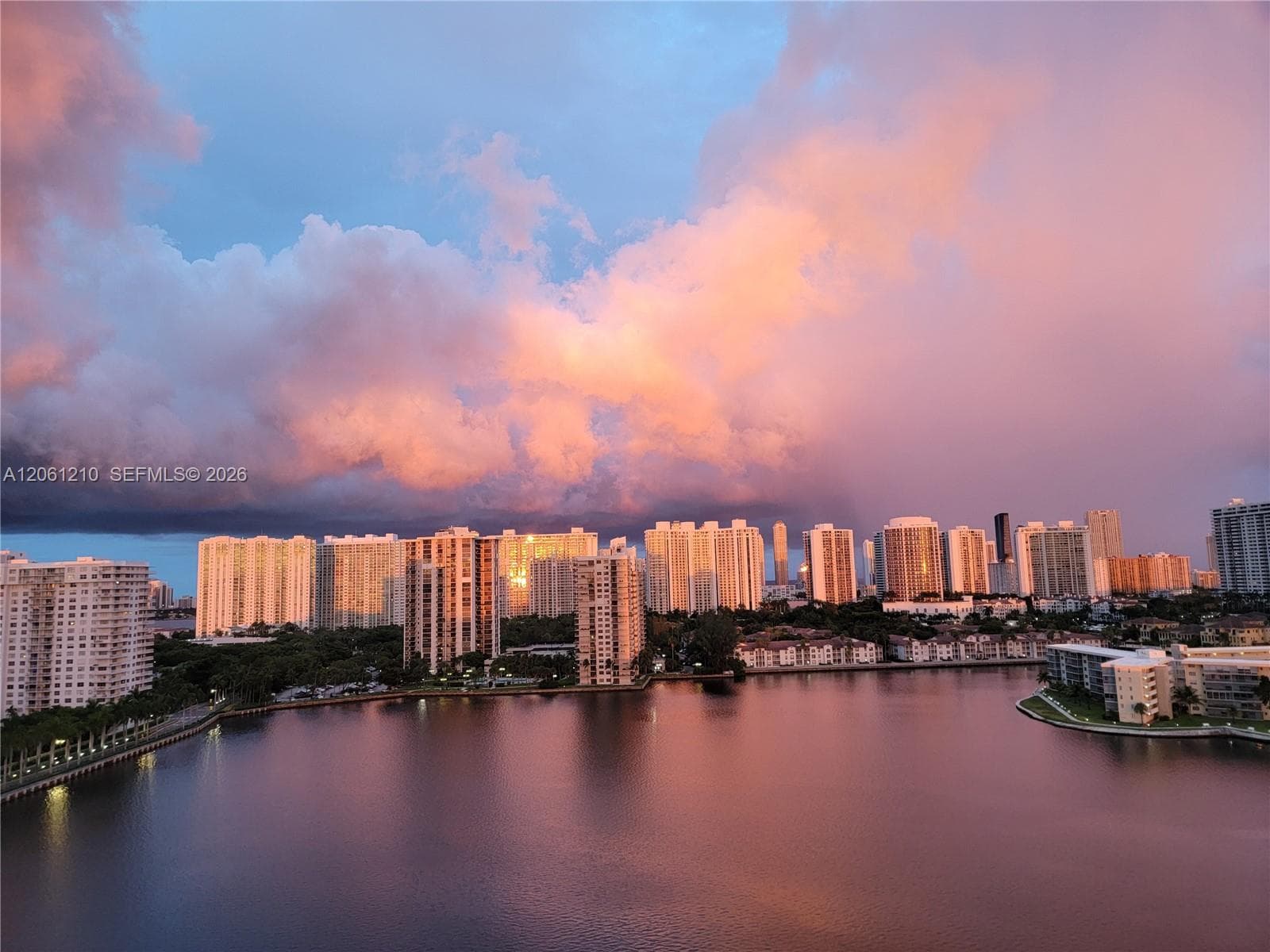 18081 Biscayne Blvd BOAT SLIP & UNIT # 1805, Aventura FL 33160 photo 2