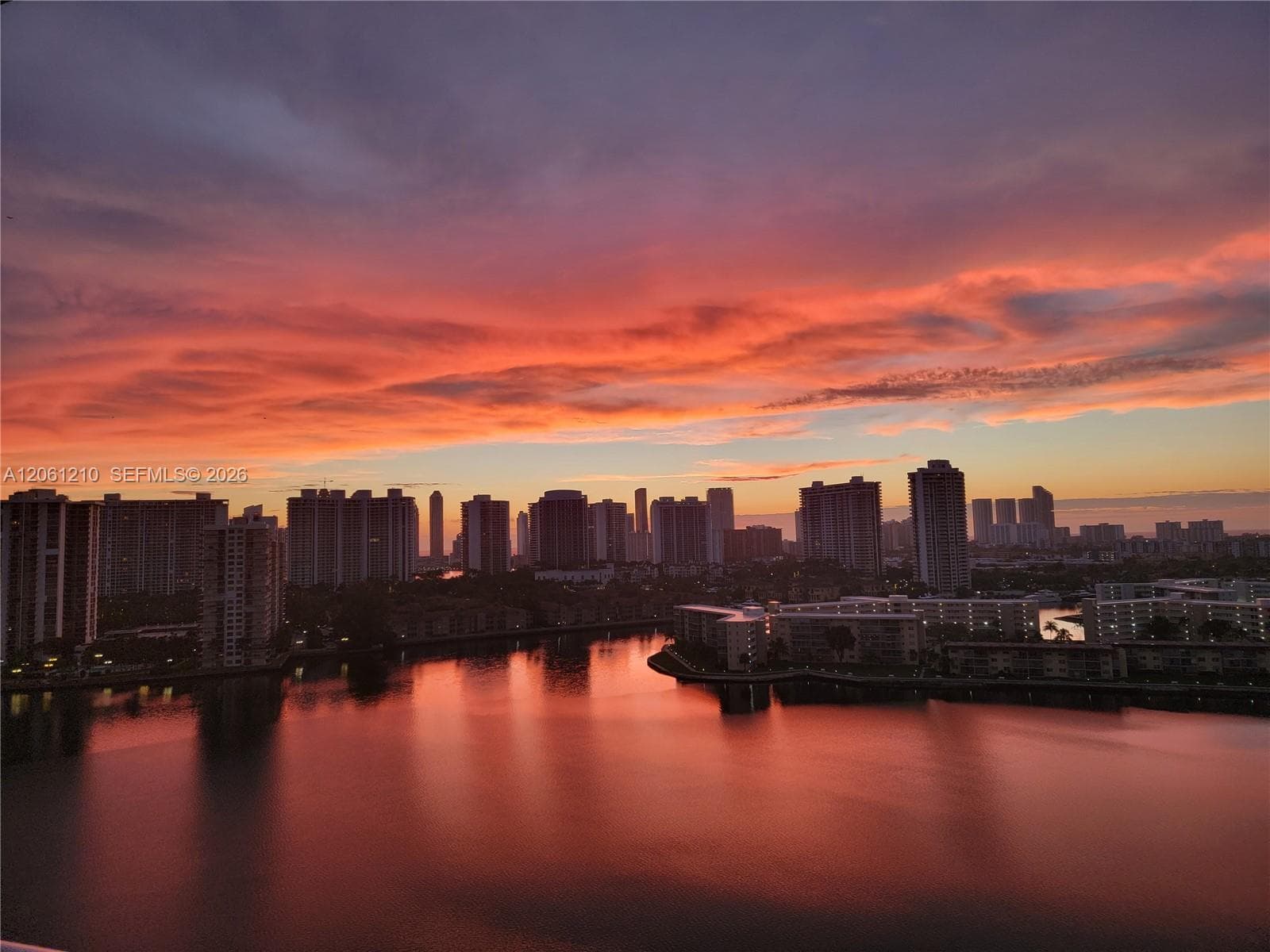 18081 Biscayne Blvd BOAT SLIP & UNIT # 1805, Aventura FL 33160 photo 5