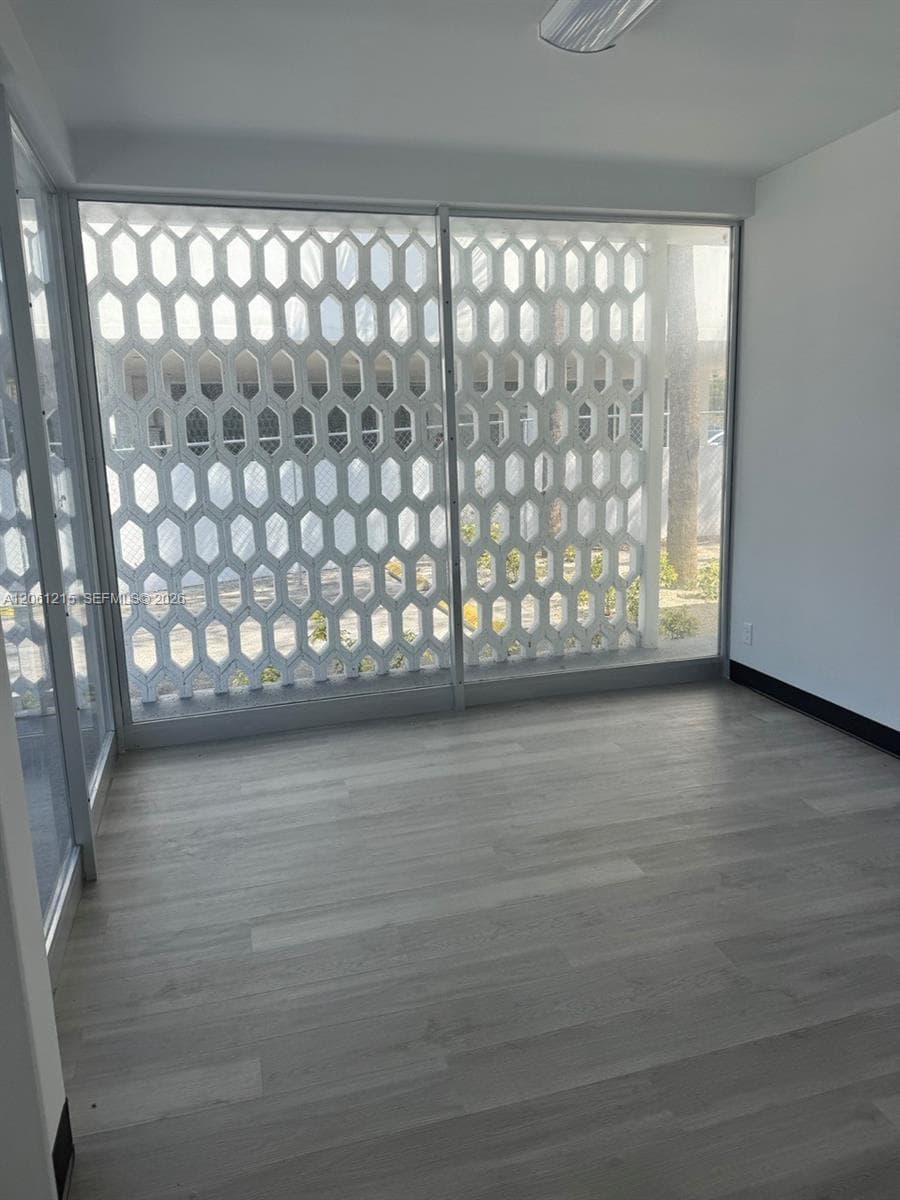 2856 E Oakland Park Blvd, Fort Lauderdale FL 33306 photo 5