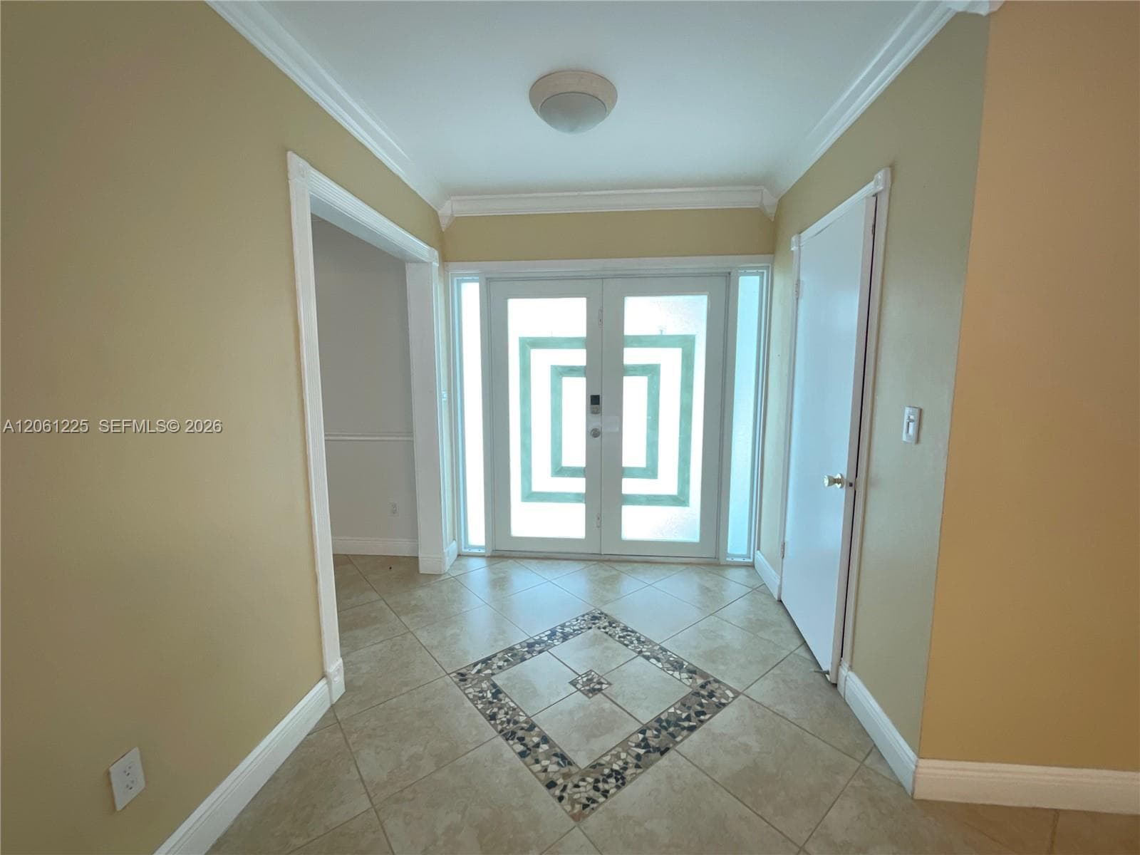 19010 SW 96th Ave, Cutler Bay FL 33157 photo 3