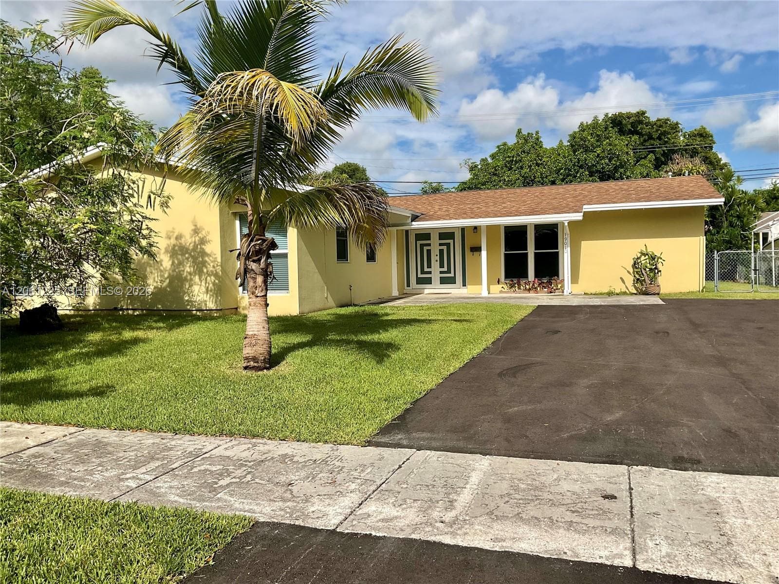 19010 SW 96th Ave, Cutler Bay FL 33157