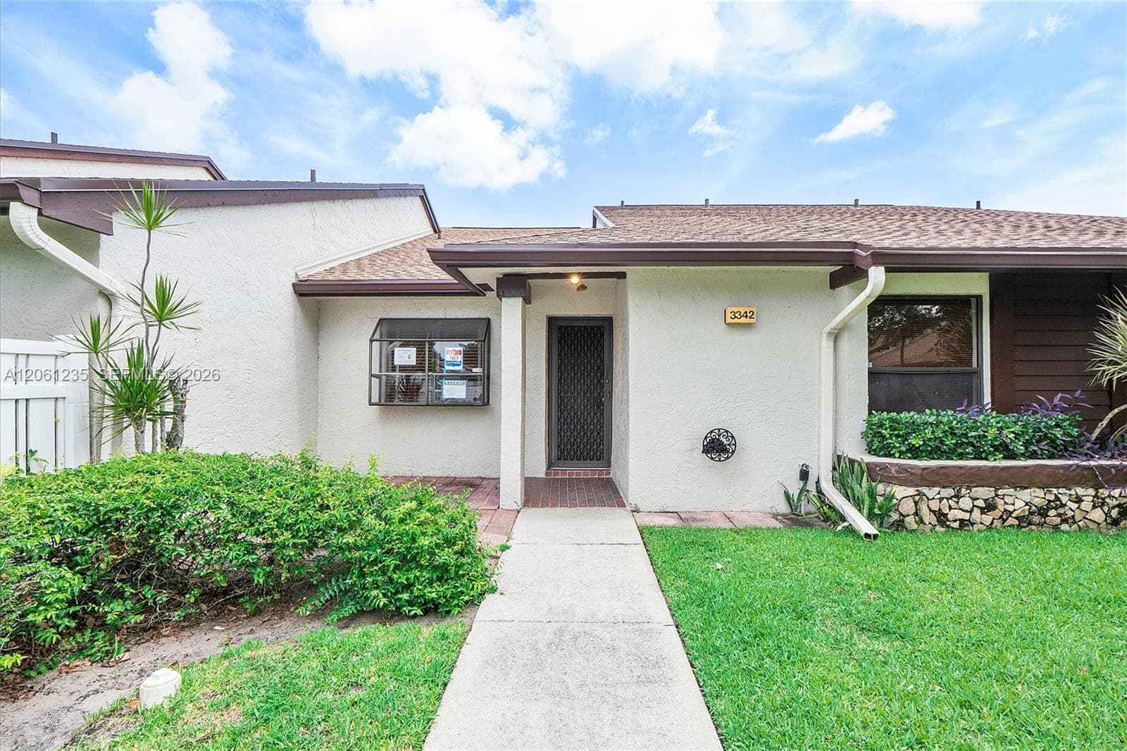 3342 Carambola Cir S, Coconut Creek FL 33066 photo 4