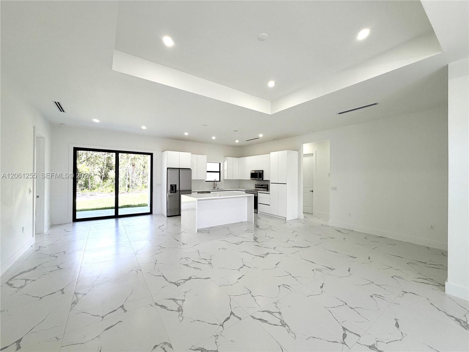 3257 Desoto Blvd S, Naples FL 34117 photo 4