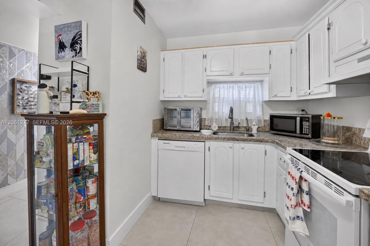 8941 S Hollybrook Blvd # 202, Pembroke Pines FL 33025 photo 3