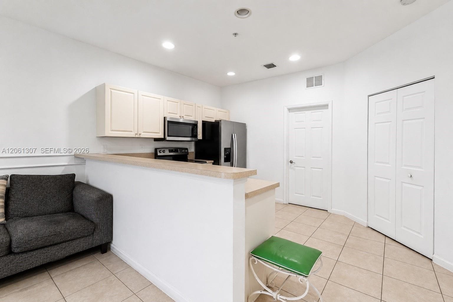 1925 Marsh Harbor Dr # 204, Riviera Beach FL 33404 photo 4