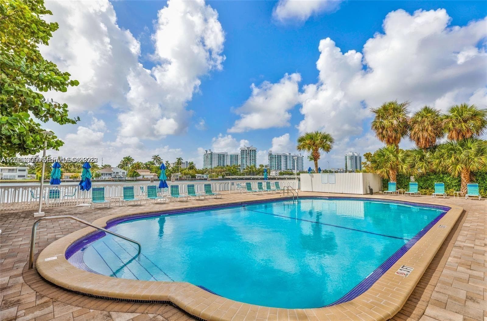 1455 N Treasure Dr # H, North Bay Village FL 33141 photo 3