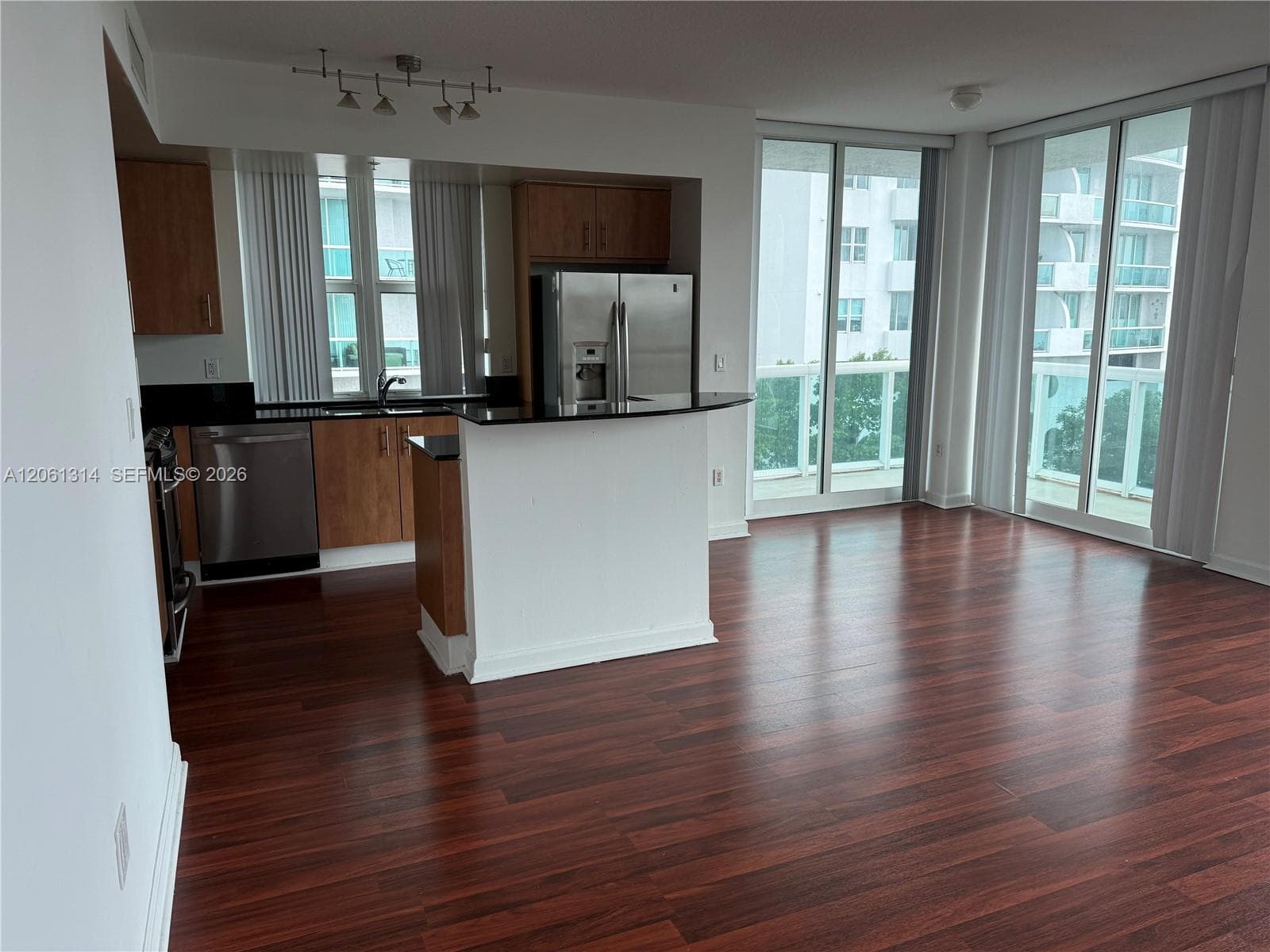 7910 Harbor Island # 510, North Bay Village FL 33141 photo 4