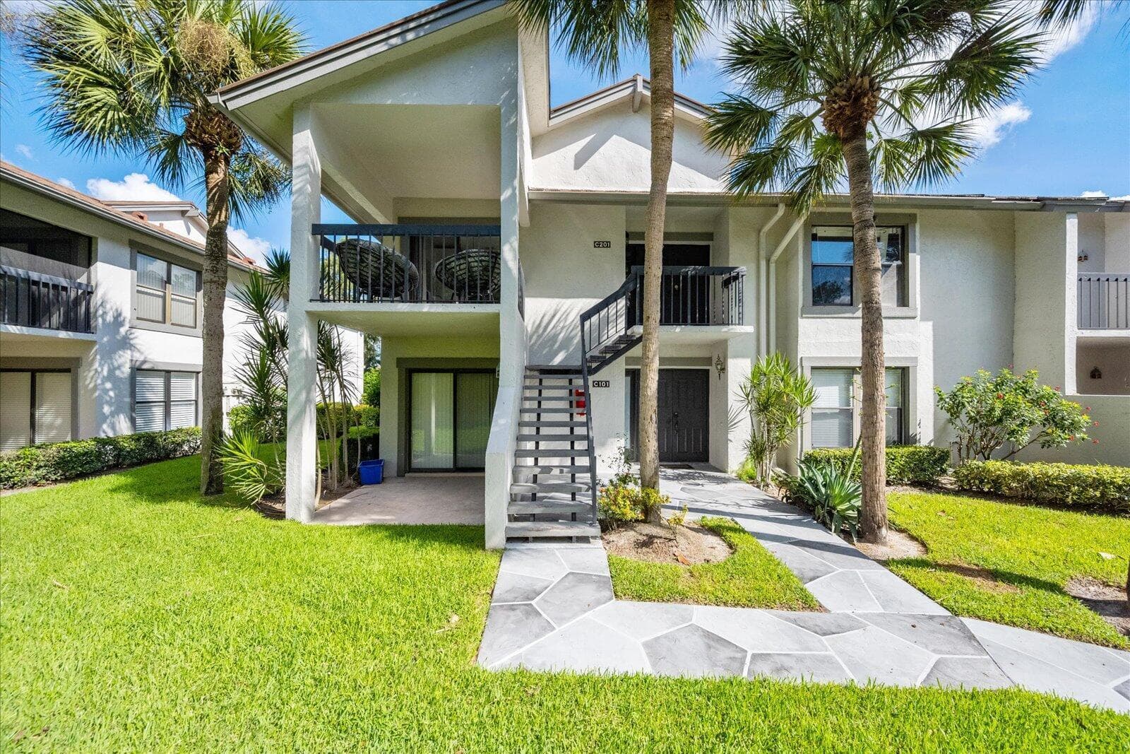 11311 Pond View Drive # C201, Wellington FL 33414 photo 3