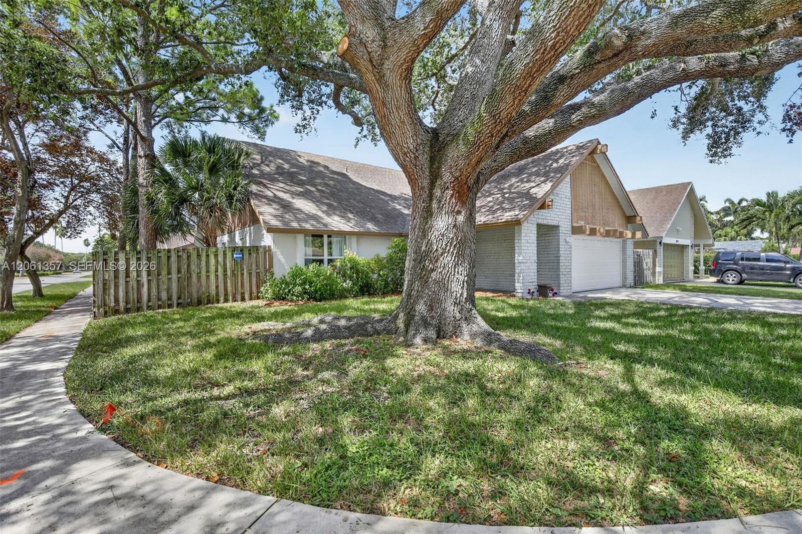 9381 NW 35th Pl, Sunrise FL 33351 photo 3