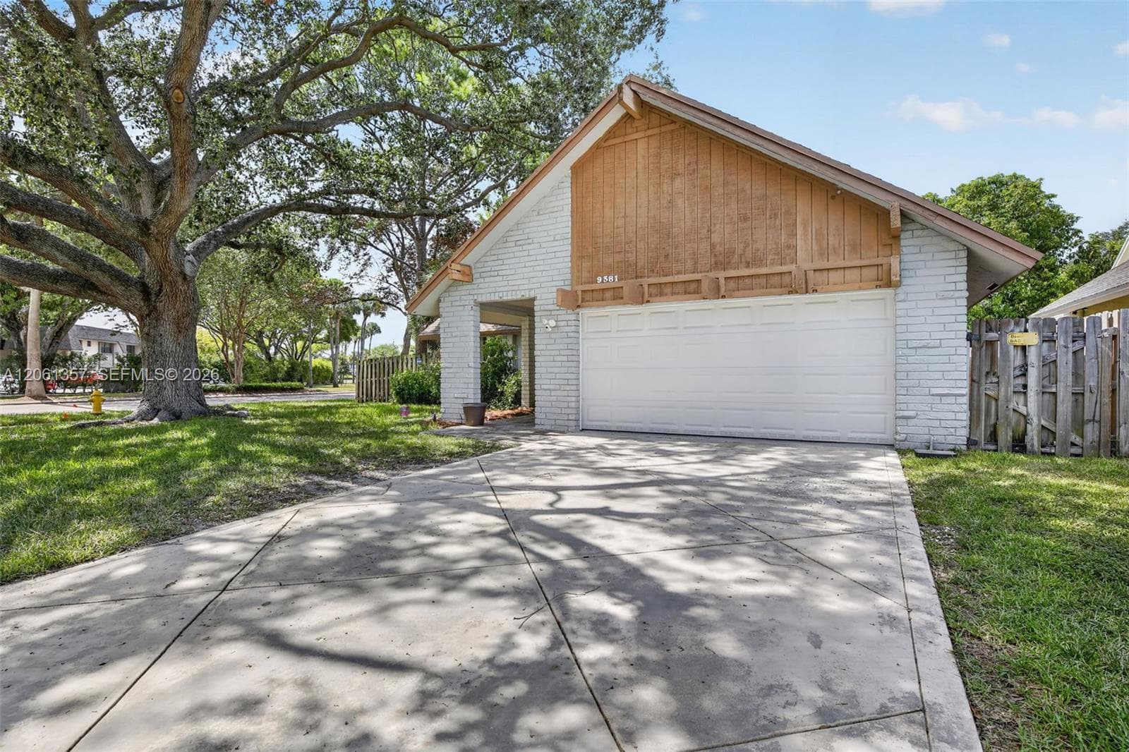 9381 NW 35th Pl, Sunrise FL 33351 photo 4