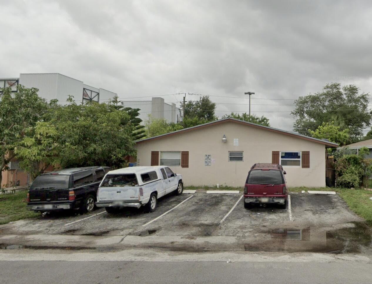 50 NE 36TH Court, Oakland Park FL 33334 photo 3