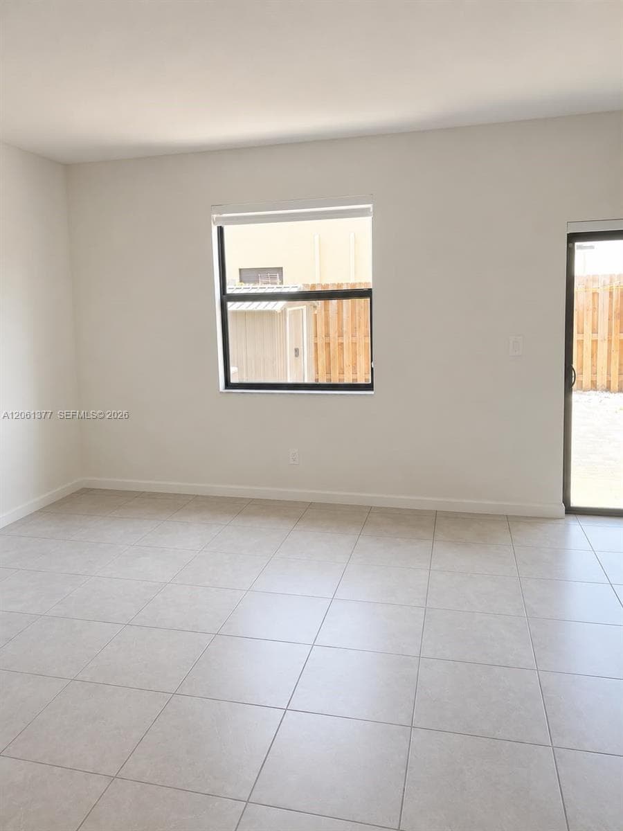 11916 SW 246th Ln, Homestead FL 33032 photo 5