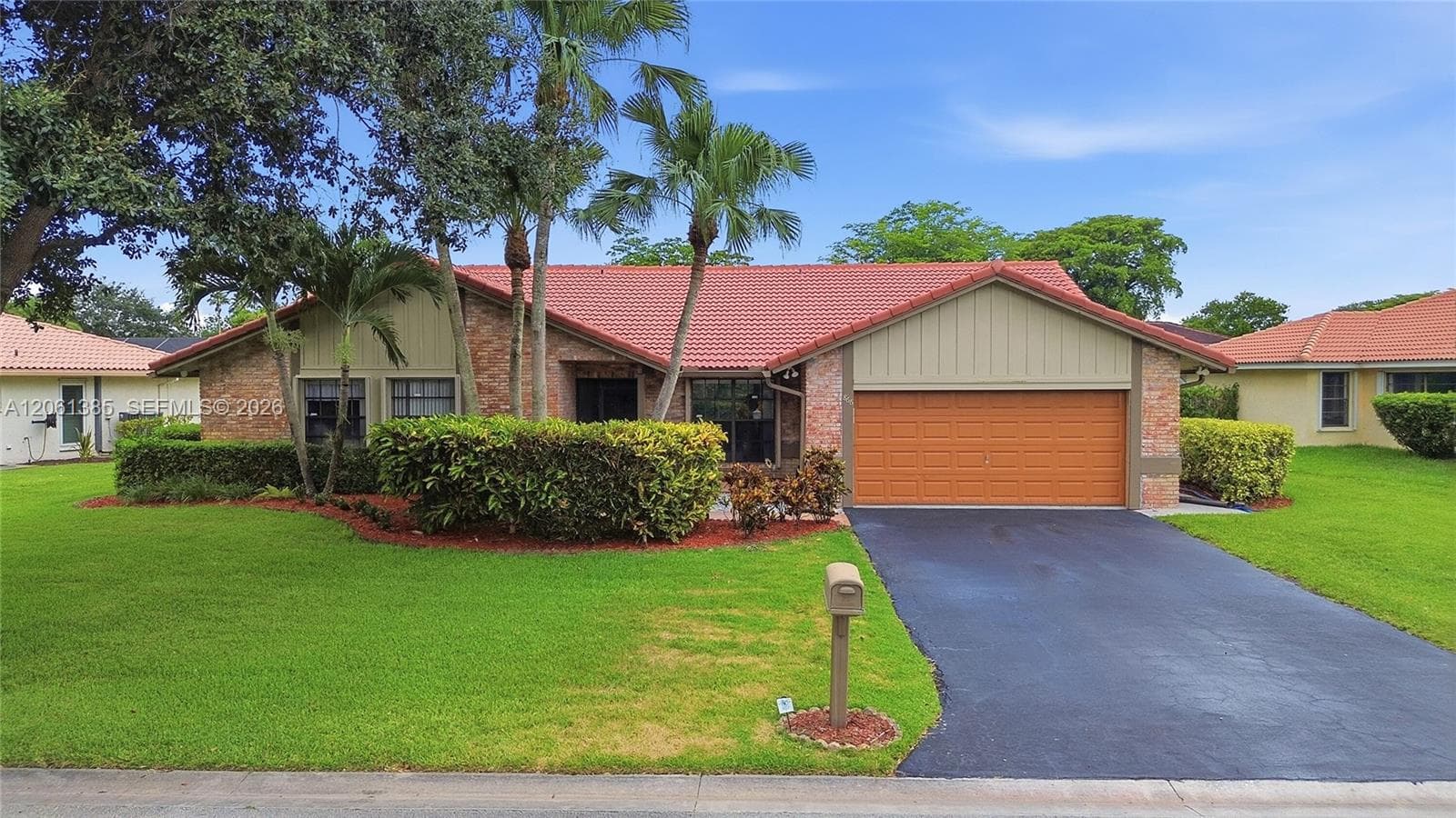 866 NW 110th Ave, Coral Springs FL 33071