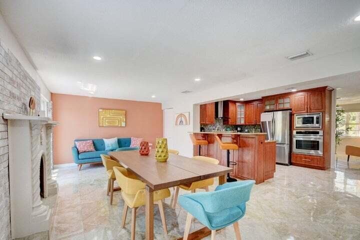 168 SE 31ST Avenue, Boynton Beach FL 33435 photo 2