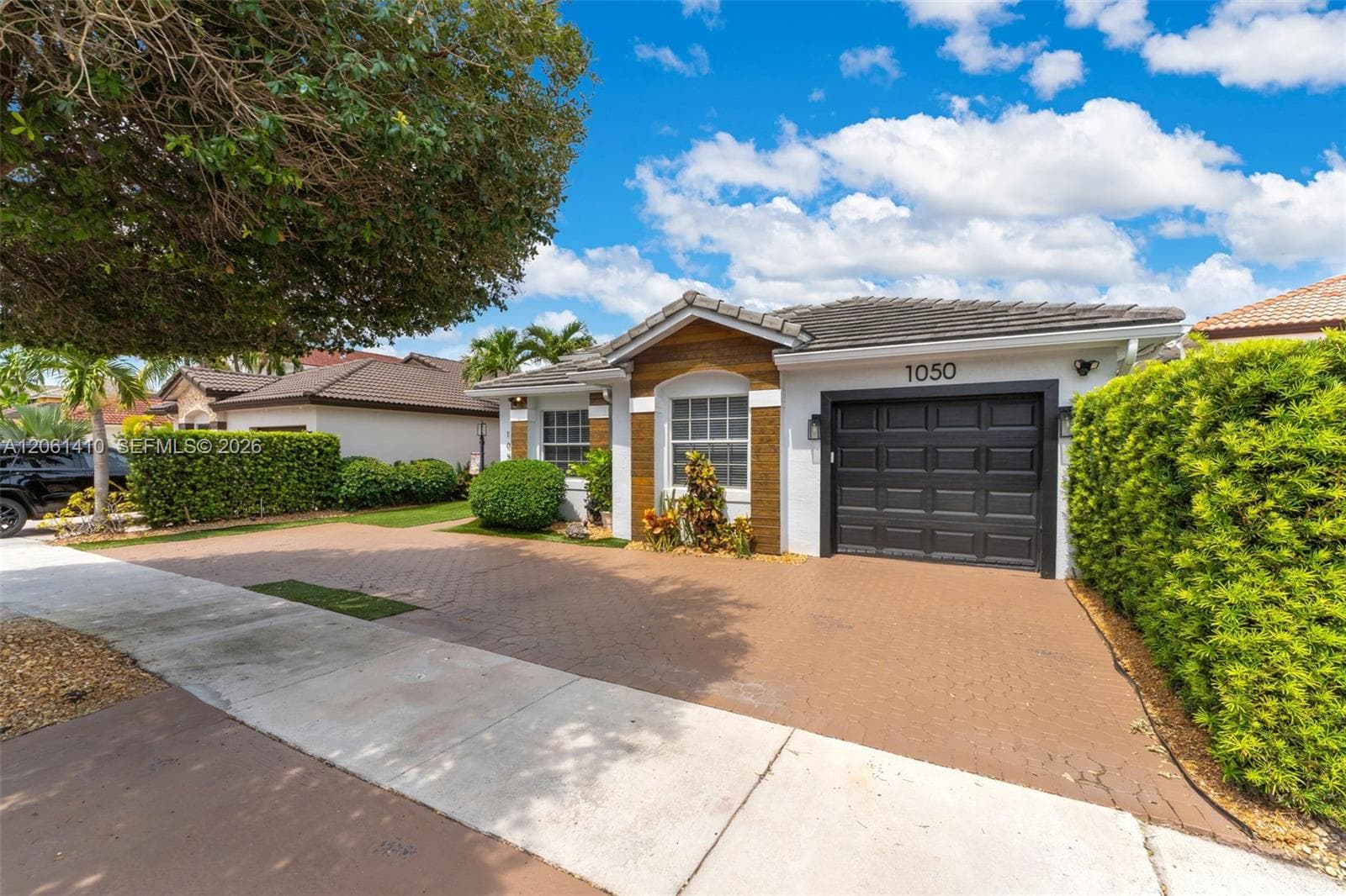 1050 NW 129th Ave, Miami FL 33182 photo 3