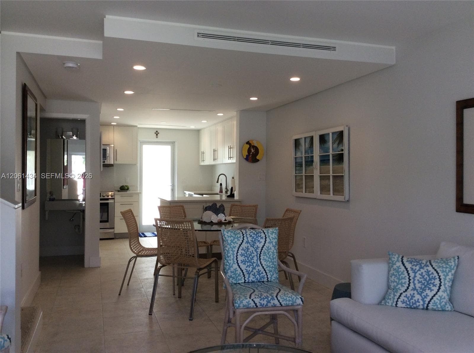 881 Ocean Dr, Key Biscayne FL 33149 photo 4