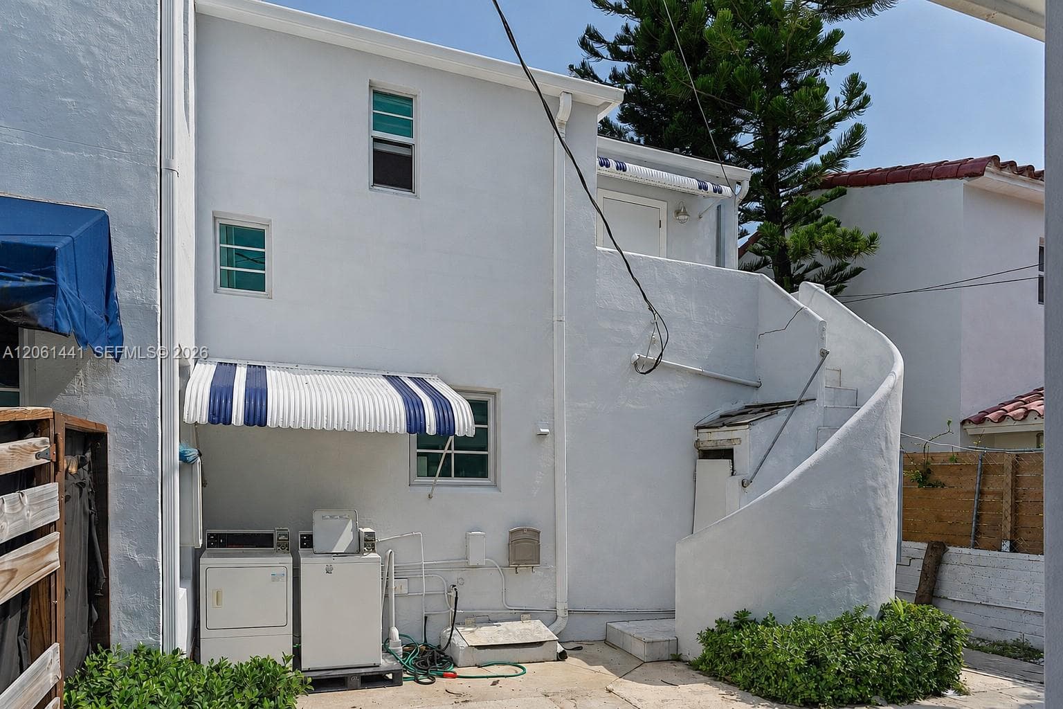 821 Espanola Way, Miami Beach FL 33139 photo 3