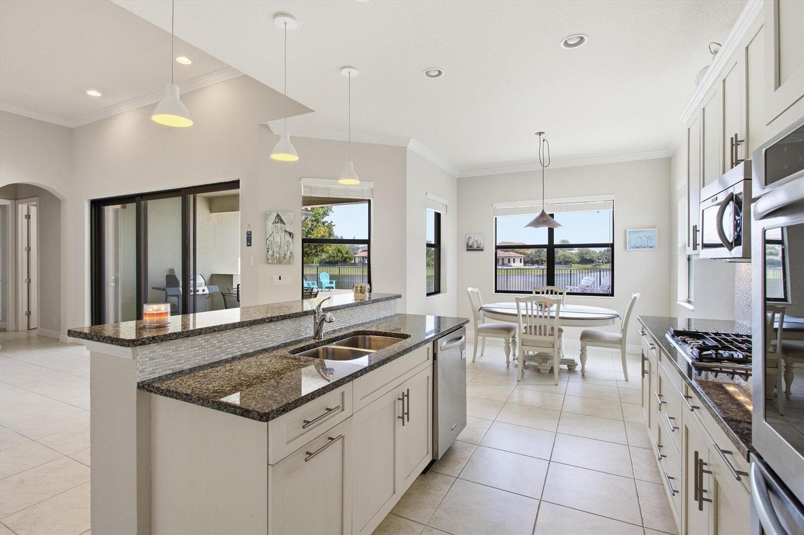 11513 NW 81st Place, Parkland FL 33076 photo 3