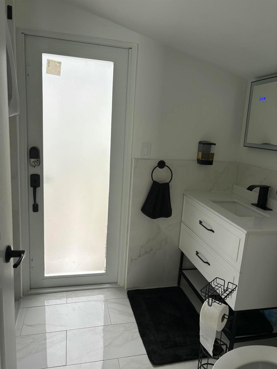 2816 NW 7TH Street, Fort Lauderdale FL 33311 photo 3