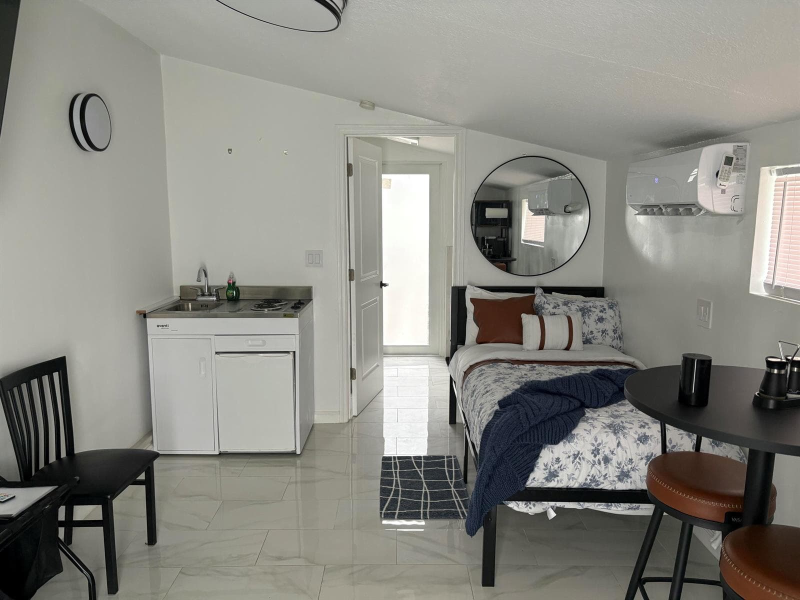 2816 NW 7TH Street, Fort Lauderdale FL 33311 photo 5