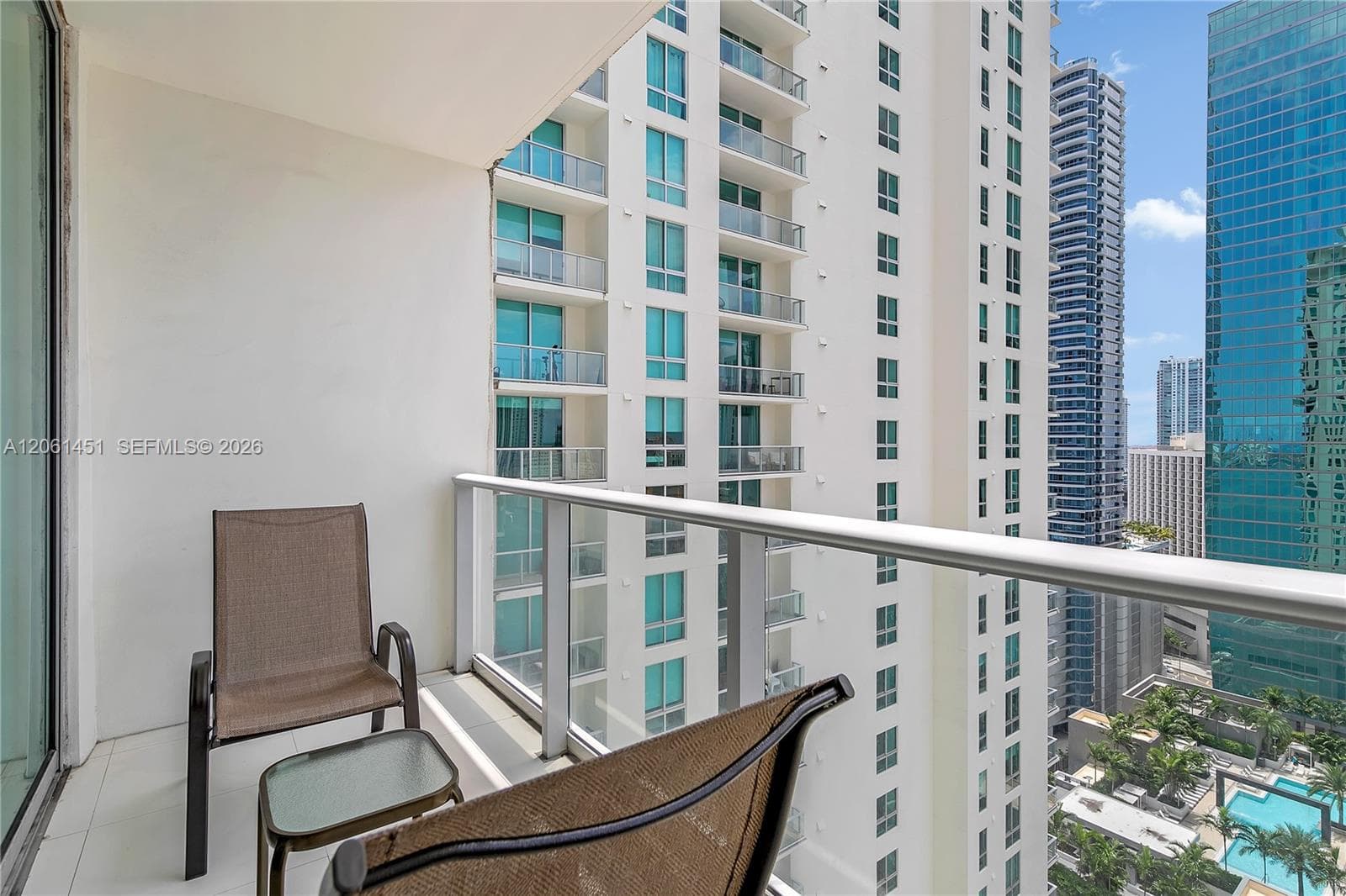 300 S Biscayne Blvd # 2309, Miami FL 33131 photo 2