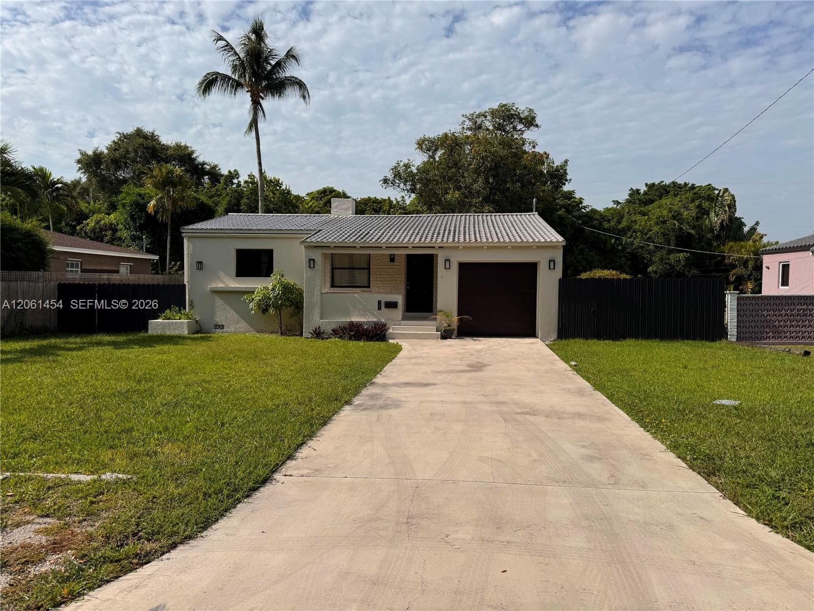 124 NW 89th St # 124, El Portal FL 33150