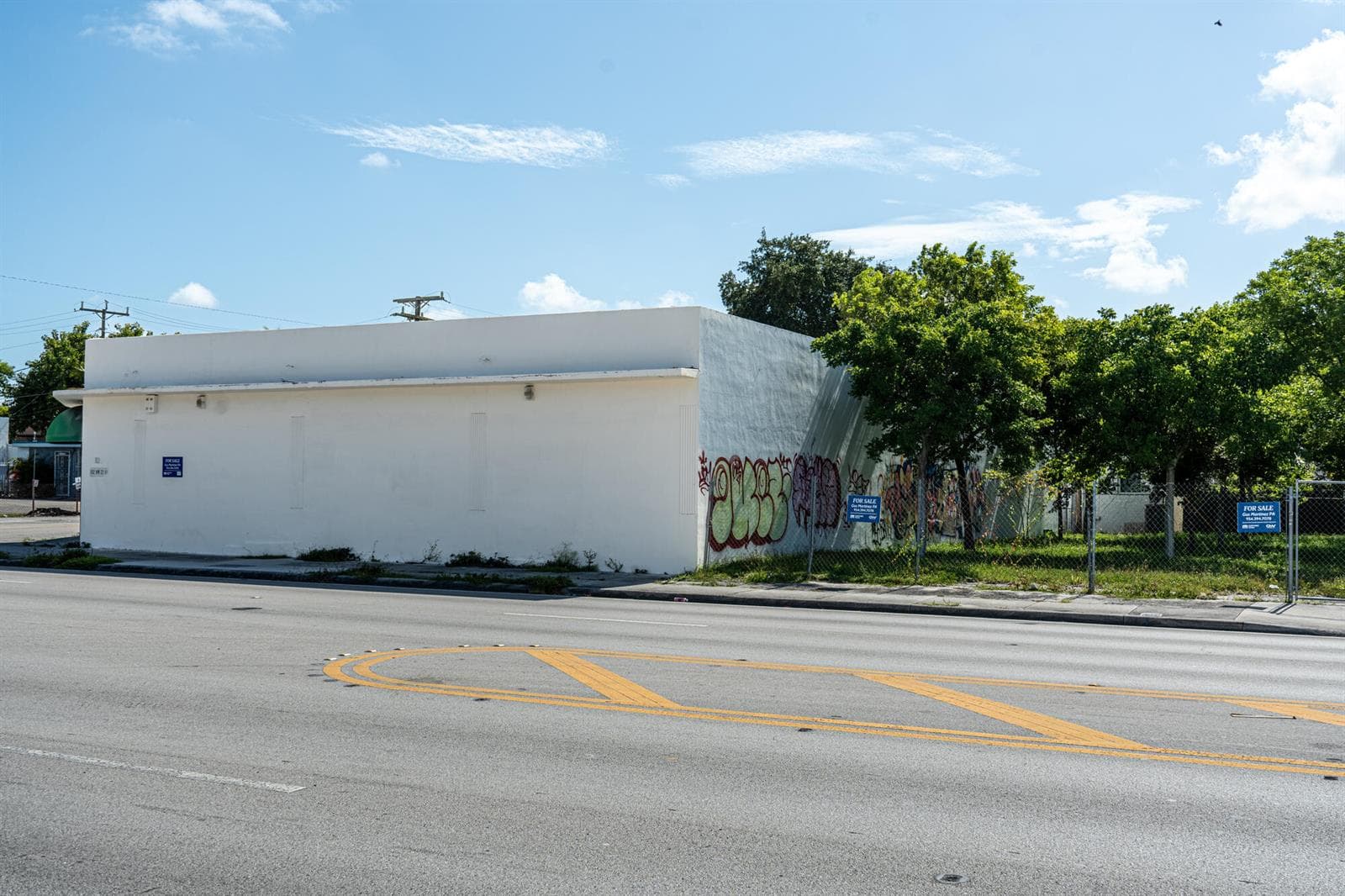 102 NW 22ND Avenue, Miami FL 33125 photo 4